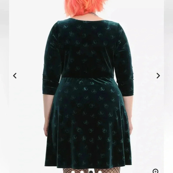 Her Universe Marvel Loki Velvet Embossed Dress Size XL Hot Topic Cosplay Green - Picture 2 of 13